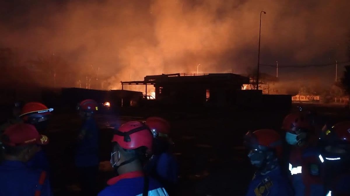 Korban Kebakaran SPBE Cimuning Bertambah Jadi 18 Orang, Satu Luka Bakar 60 Dirawat di RSCM