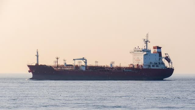 Intip Besaran Gaji Nahkoda Kapal Tanker Indonesia