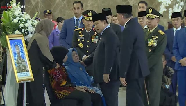 Didampingi SBY, Prabowo Temui Keluarga Prajurit TNI Gugur di Bandara Soetta