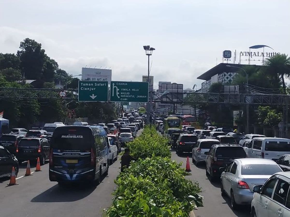 Long Weekend, Puluhan Ribu Kendaraan Serbu Wisata Puncak