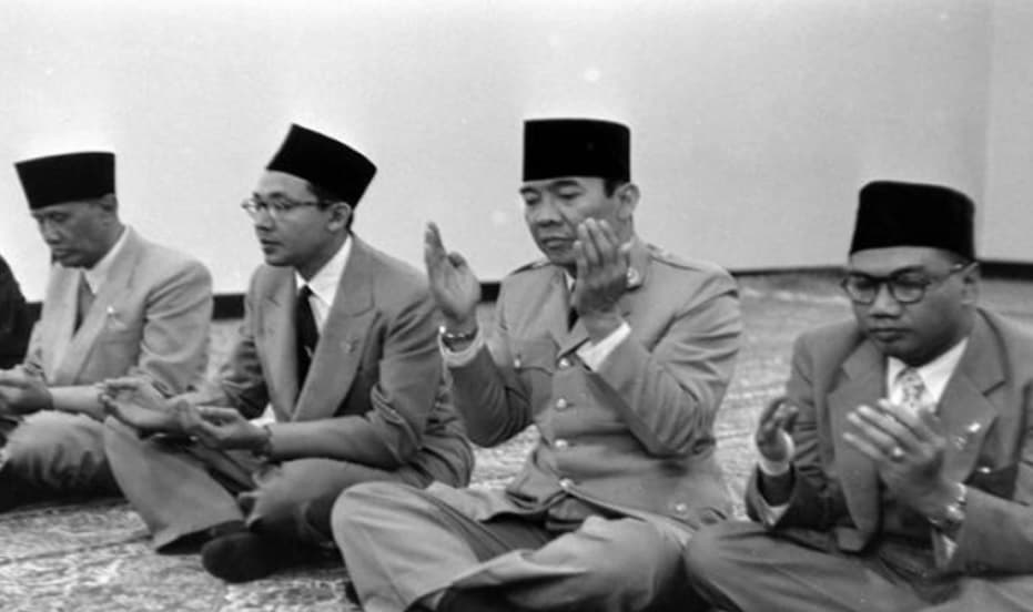 Kisah Bung Karno Gotong Jenazah Ibu Amsi hingga Susuri Hutan dan Bukit