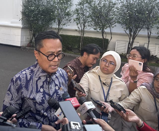 Kereta Cepat Whoosh Bisa Diambil Alih Kemenkeu, Danantara Siapkan Opsi