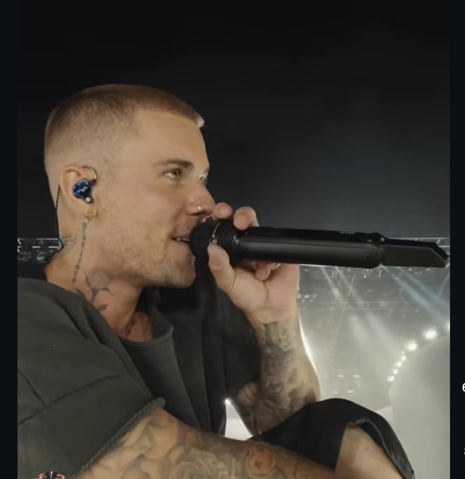 Potret Justin Bieber Tampil Sederhana di Coachella 2026 meski Honor Tembus Rp170 Miliar