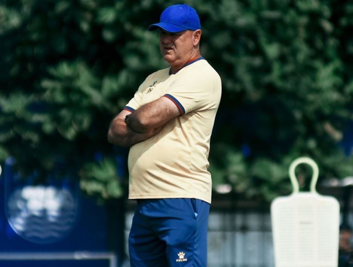 Tinggal 7 Laga Lagi, Ini Pesan Spesial Bojan Hodak agar Persib Bandung Tak Terpeleset dari Puncak Klasemen