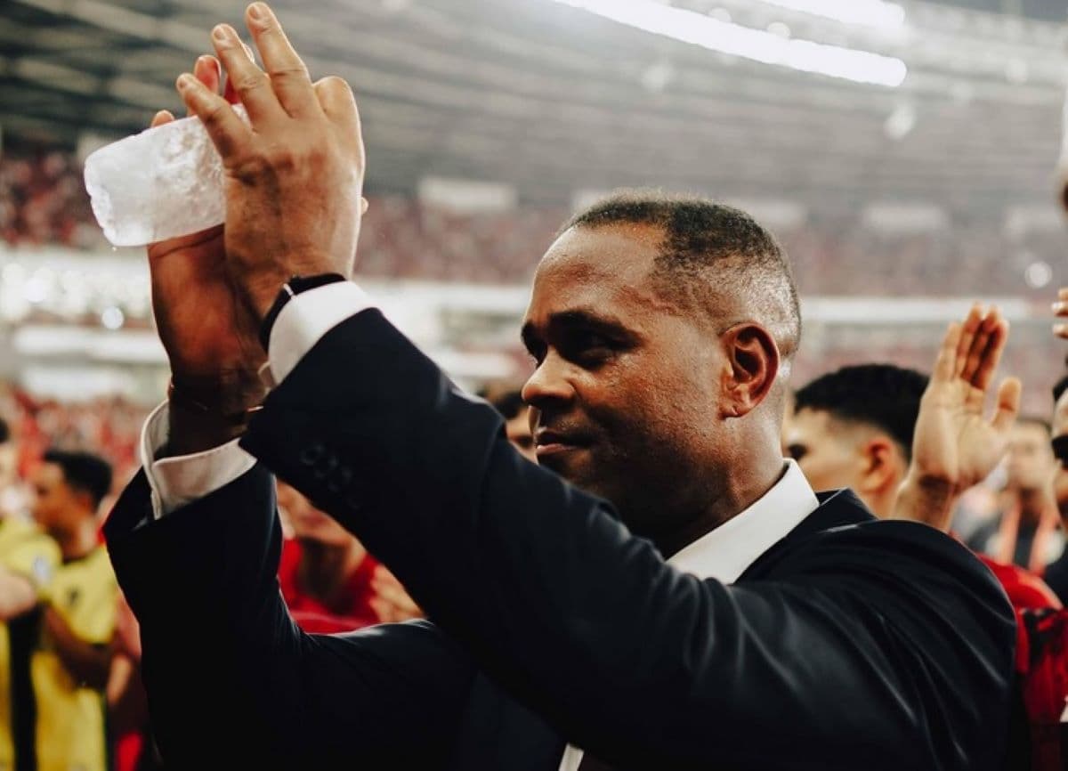 Tiba di Jakarta, Patrick Kluivert Dapat Sambutan Hangat dari Masyarakat Indonesia