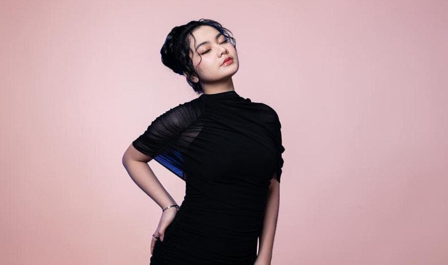 Selebgram Ratu Aulia Kini Jadi Lebih Kalem dan Estetis, Netizen Bertanya-tanya