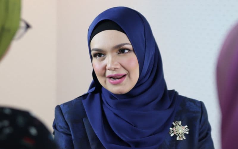 Penyanyi Malaysia Siti Nurhaliza Alami Kecelakaan, Begini Kondisinya Sekarang