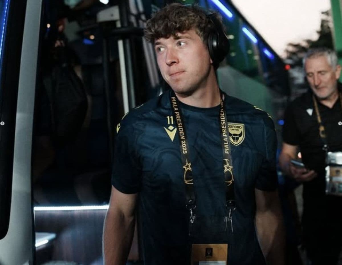 Komentar Berkelas Ole Romeny Usai Oxford United Turun Kasta ke League One