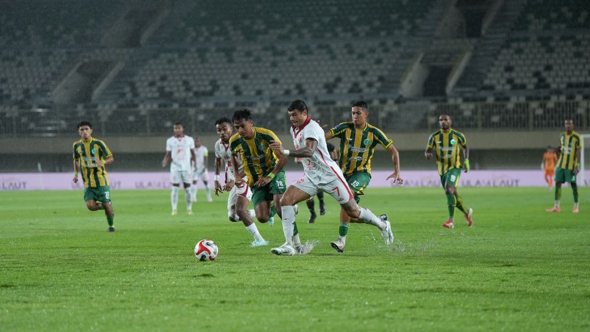 Hendri Susilo Bocorkan Kunci Sukses Malut United Menang 7-0 atas PSBS Biak di Super League 2025-2026