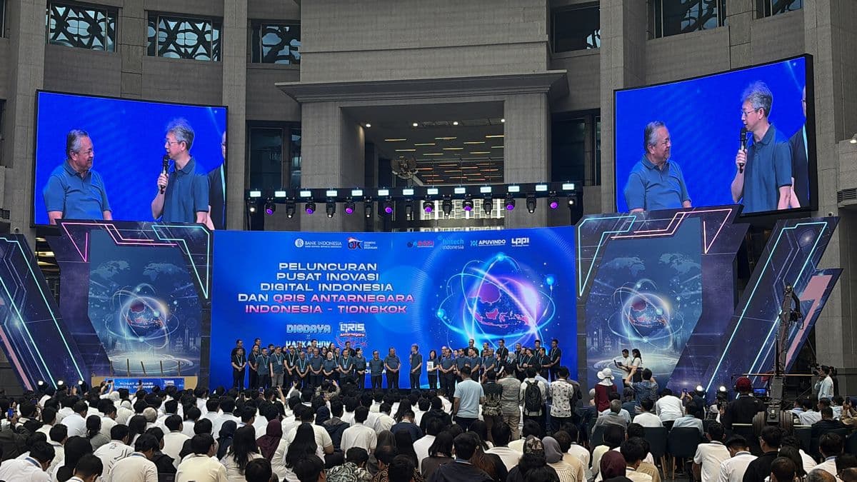 Sah! QRIS Bisa Digunakan di China, Gubernur BI: Cukup Pakai Ponsel Bisa Beli Apa Saja