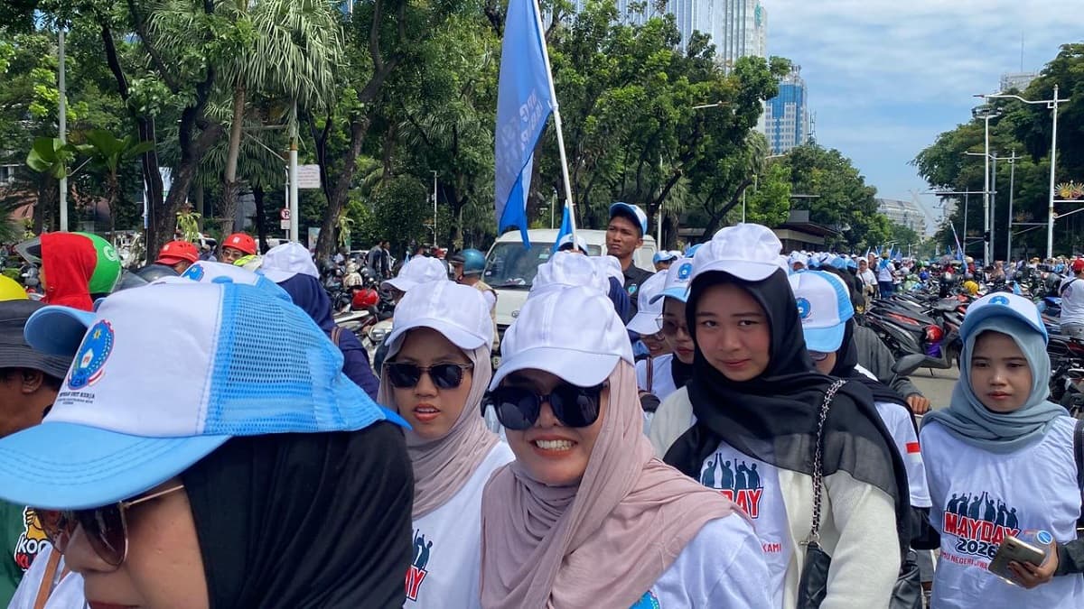 15 Tahun Jadi Buruh Harian Lepas, Maya Tuntut Kepastian Status hingga Jaminan Kesehatan