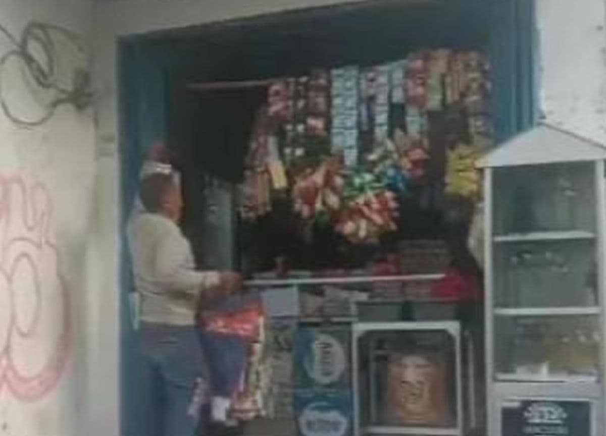 Warung Sembako Dekat Rel di Kalideres Jakbar Jual Obat Terlarang, 2 Orang Ditangkap!