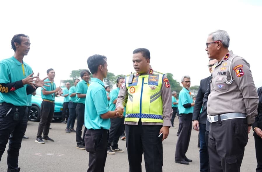 Korlantas Polri Latih Sopir Taksi Hijau Green SM Tertib Lalu Lintas