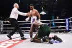 Adam Azim Pukul KO Ohara Davies, Perpanjang Rekor Menang 12-0