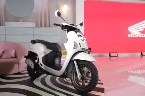 Scoopy Terbaru Bersolek! Harga Rp22 Juta, Ada USB Type-C & Panel Digital!