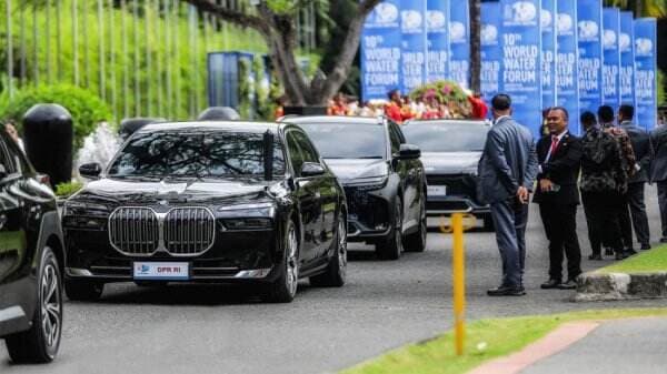 2 Mobil Canggih BMW dan Mercedes-Benz S 600 Siap Kawal Pelantikan Presiden Prabowo- Gibran