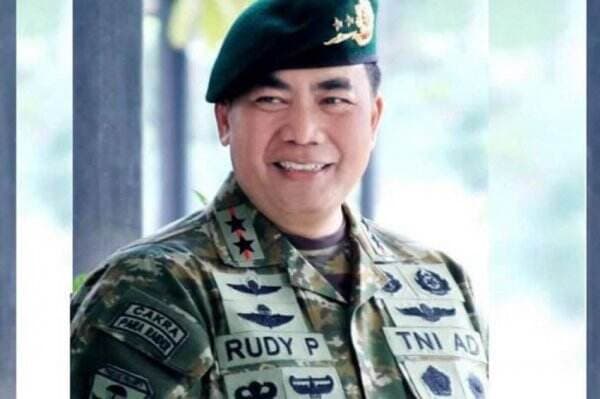 Profil Mayjen TNI Rudi Puruwito, Pangdam XVII/Cenderawasih Jebolan Akmil 1994