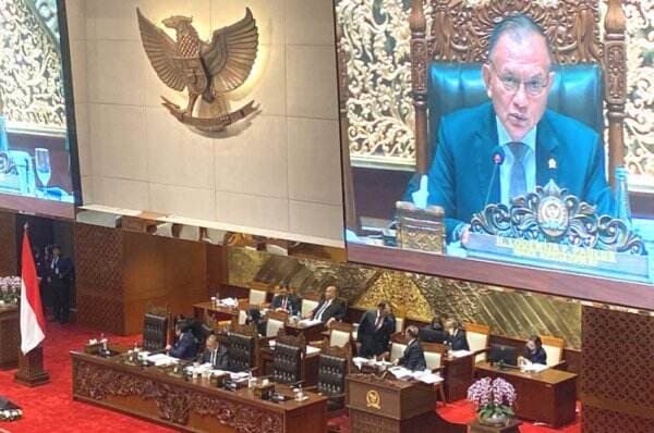 Rapat Paripurna DPR Setujui RUU Wantimpres Jadi Undang-undang