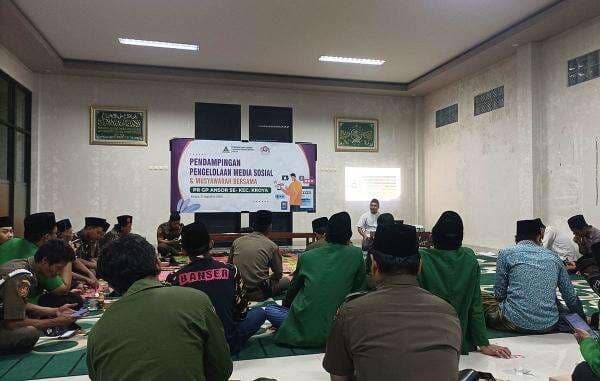 Universitas Amikom Purwokerto Bersinergi dengan GP Ansor Kroya Gelar Pelatihan Media Sosial