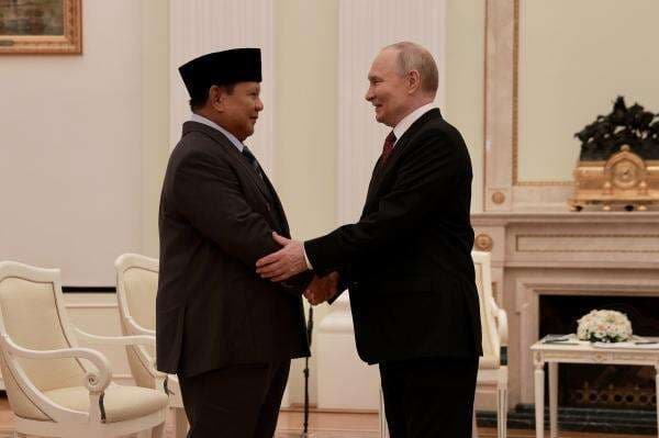 Canda Prabowo saat Undang Putin ke Indonesia: Jangan ke India Saja
