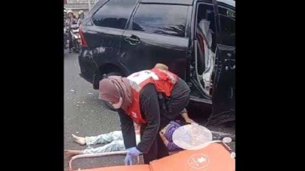 Kecelakaan di Banjarnegara, Pemotor Ditabrak Avanza hingga Terseret 10 Meter 