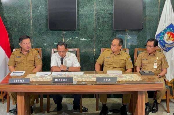 Breaking News: Bupati Aceh Selatan Mirwan MS Dicopot Sementara 3 Bulan