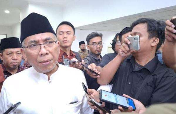 Kumpulkan Ketua PWNU, Gus Yahya Tegaskan Tolak Mundur dari Ketua Umum PBNU