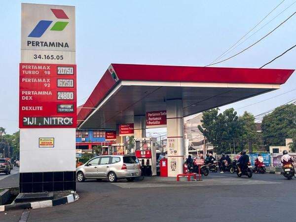 Daftar Terbaru Harga BBM Pertamina Hari Ini Usai Pertamax Naik, Pertalite Tetap Rp10.000?