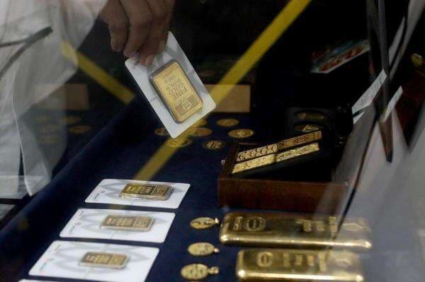 Harga Emas Antam Hari Ini Anjlok Rp183.000, Jadi Rp2.844.000 per Gram