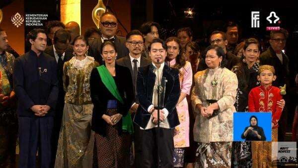 Daftar Lengkap Pemenang FFI 2025, Pangku Jadi Film Cerita Panjang Terbaik!