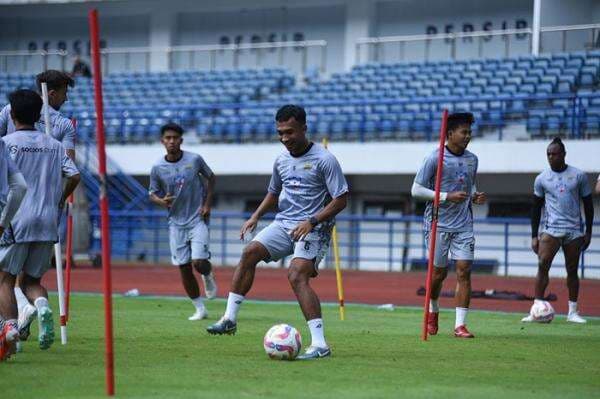 Jelang Hadapi Dewa United, Dua Pemain Anyar Persib Gabung Latihan