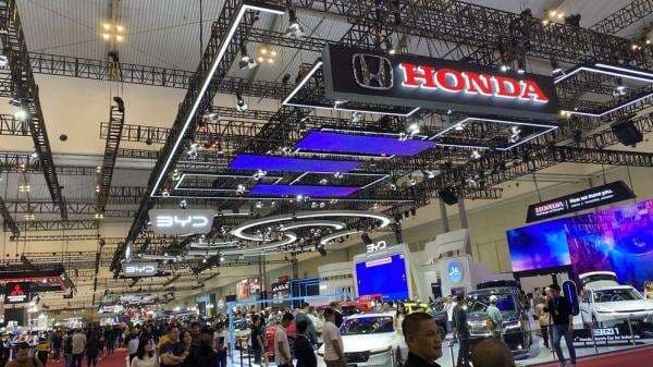 Enam Titik Shuttle Bus Gratis Menuju GJAW 2025, Headway-nya 15-30 Menit