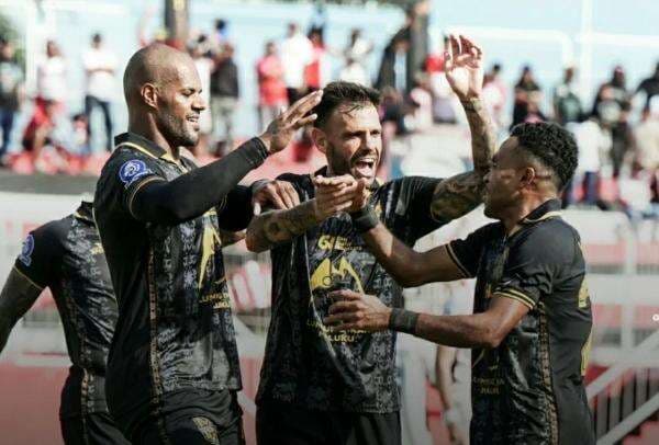 Hasil Malut United vs Persik Kediri di Super League 2025-2026: Laskar Kie Raha Pesta Gol 4-0!