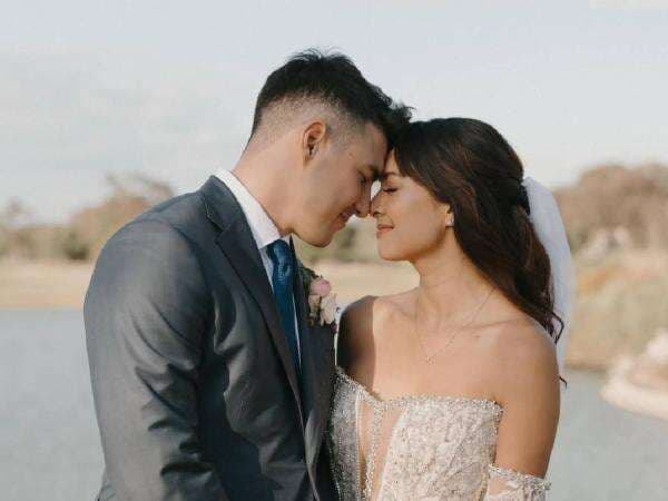 Pesan Menyentuh Suami usai Aurelie Moeremans Jujur soal Masa Lalu Lewat Buku Broken Strings