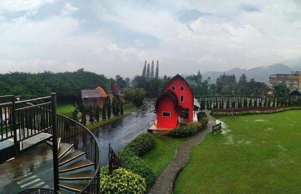 Wisata Instagramable di Bogor yang Bikin Feed Instagram Makin Kece! Wisata Instagramable di Bogor yang Bikin Feed Instagram Makin Kece!