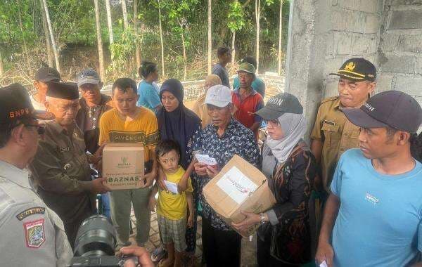 Peduli Bencana, Bank Jatim Salurkan Bantuan kepada Korban Banjir di Malang Selatan