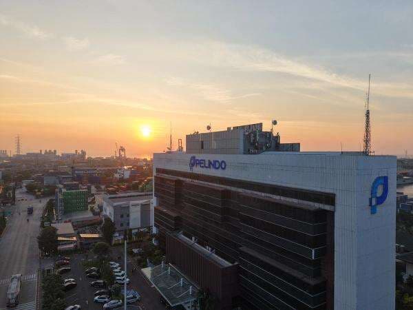 Lalu Lintas Padat, Pelindo Pastikan Operasional Pelabuhan Tanjung Priok Berjalan Normal
