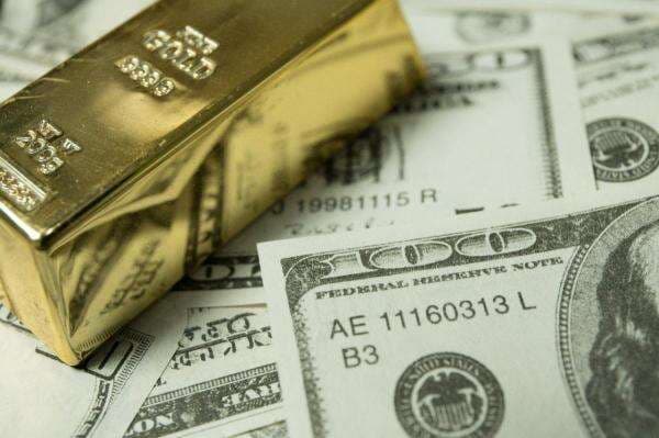 Prospek Emas Sepekan: Analis Terbelah, Ritel Masih Optimistis