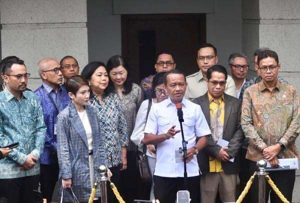 BBM SPBU Swasta Langka Jadi Sorotan, Bahlil Tunjuk Pertamina Jadi Pemasok Base Fuel