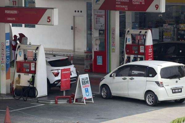 Harga BBM Pertamina 15 November 2025 saat Akhir Pekan, Termurah di Daerah Ini! Harga BBM Pertamina 15 November 2025 saat Akhir Pekan, Termurah di Daerah Ini!