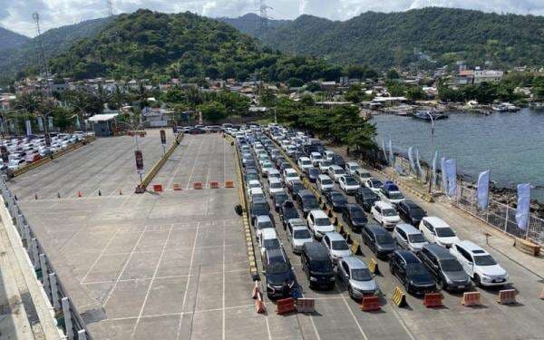 Antisipasi Macet Libur Nataru, Kemenhub Atur Ulang Pola Operasi di Pelabuhan Merak Antisipasi Macet Libur Nataru, Kemenhub Atur Ulang Pola Operasi di Pelabuhan Merak