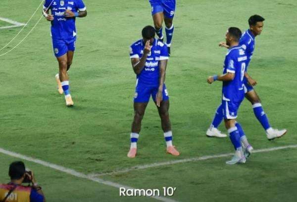 Hasil Persib Bandung vs Bhayangkara FC di Babak Pertama: Gol Ramon Tanque Bawa Pangeran Biru Unggul 1-0