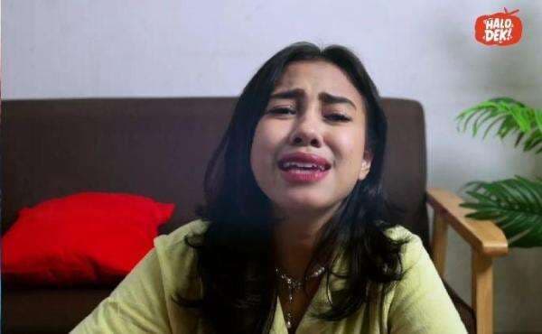 Azia Riza Ngaku Selingkuh Demi Konten? Lihat Reaksi Orang-Orang Ini!