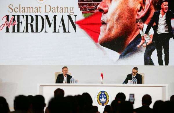 Kapan John Herdman Umumkan Asisten Pelatih Lokal di Timnas Indonesia?