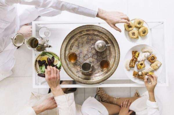 Jadwal Buka Puasa Rajab di Bandung Hari Ini, Adzan Maghrib Jam Berapa?