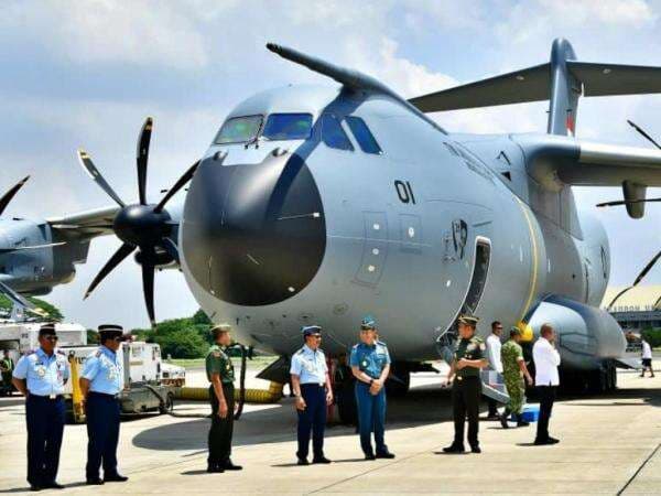 TNI Kerahkan Tiga Pesawat Angkut untuk Percepatan Pengiriman Bantuan Bencana ke Sumatera