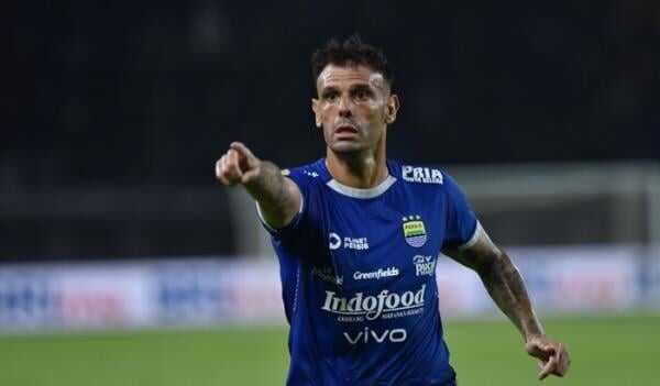 Ketat! Tyronne del Pino dan Gustavo Almeida Dominasi Puncak Top Skor Liga 1