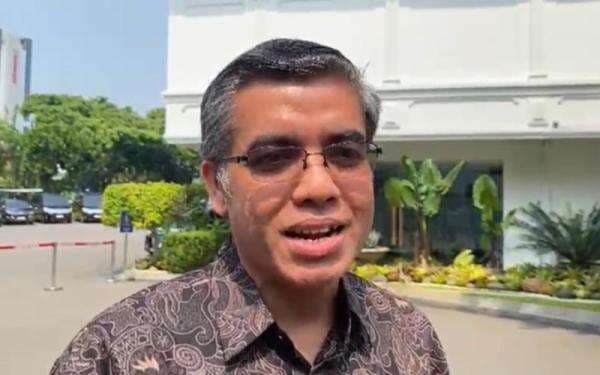 Menaker Sebut Keputusan UMP 2026 Tinggal Tunggu Restu Prabowo Menaker Sebut Keputusan UMP 2026 Tinggal Tunggu Restu Prabowo