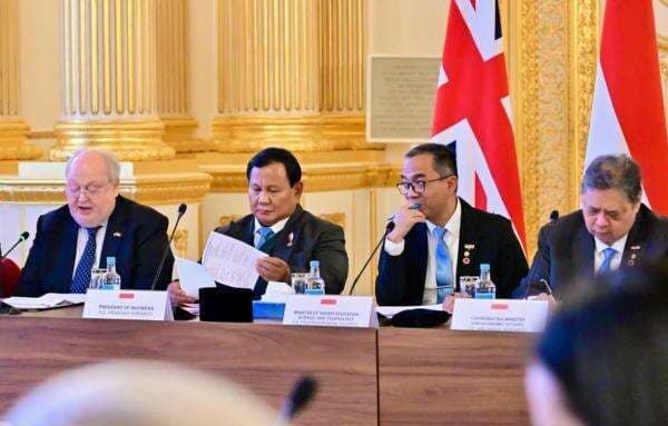 Prabowo Pamer Sekolah Rakyat di Hadapan Akademisi Inggris