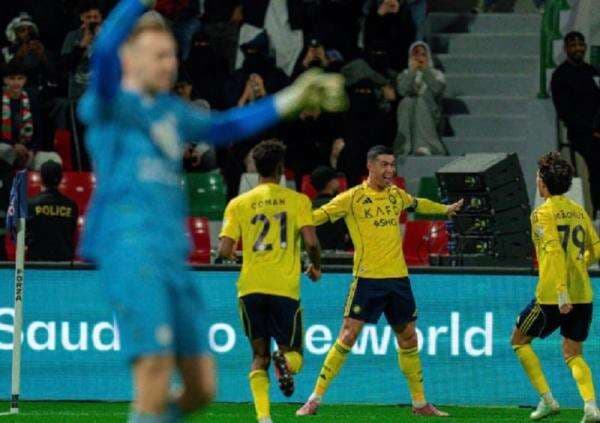 Cristiano Ronaldo Cetak Gol ke-41 di 2025 Menggunakan Punggung